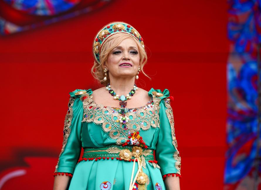 Продюсер Надежды Кадышевой ответил, собирается ли певица уходить со сцены