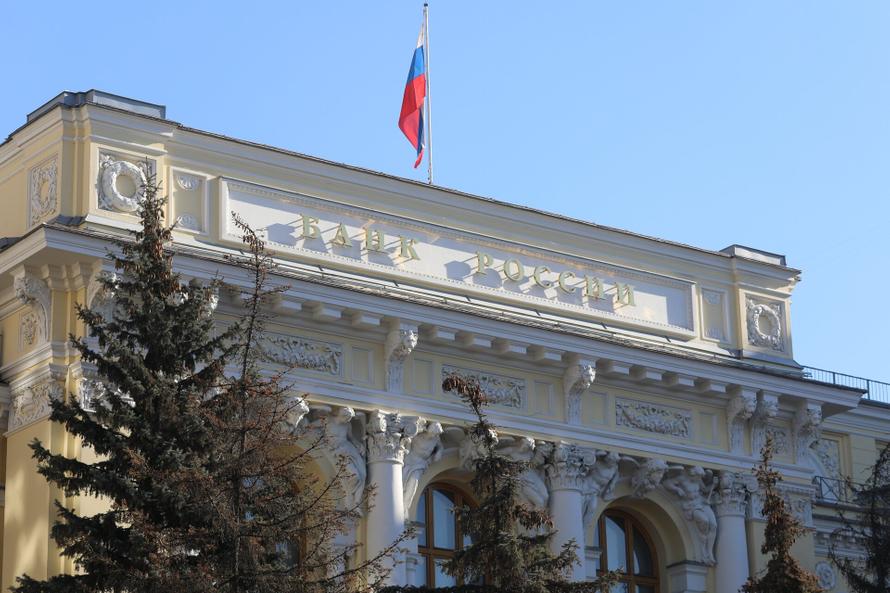 Центробанк утвердил признаки мошеннических переводов. Какие операции теперь могут заблокировать