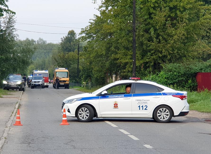 Пожар начался после очередной атаки украинских БПЛА на Волгоград. Что известно о пострадавших