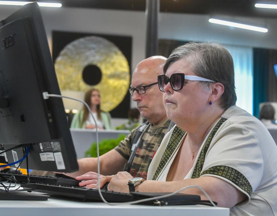 Части россиян предложили добавить 5 дней отпуска. Кому и почему