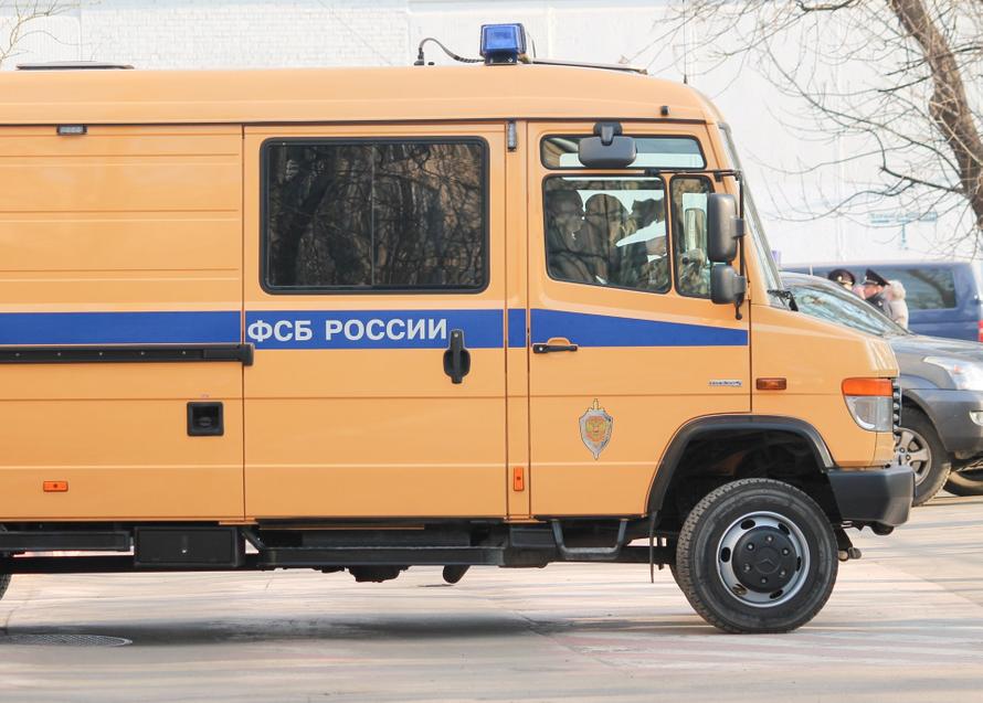 «Подарок от Полины»: офицера Минобороны попытались отравить пивом с ядом. Кто за этим стоит