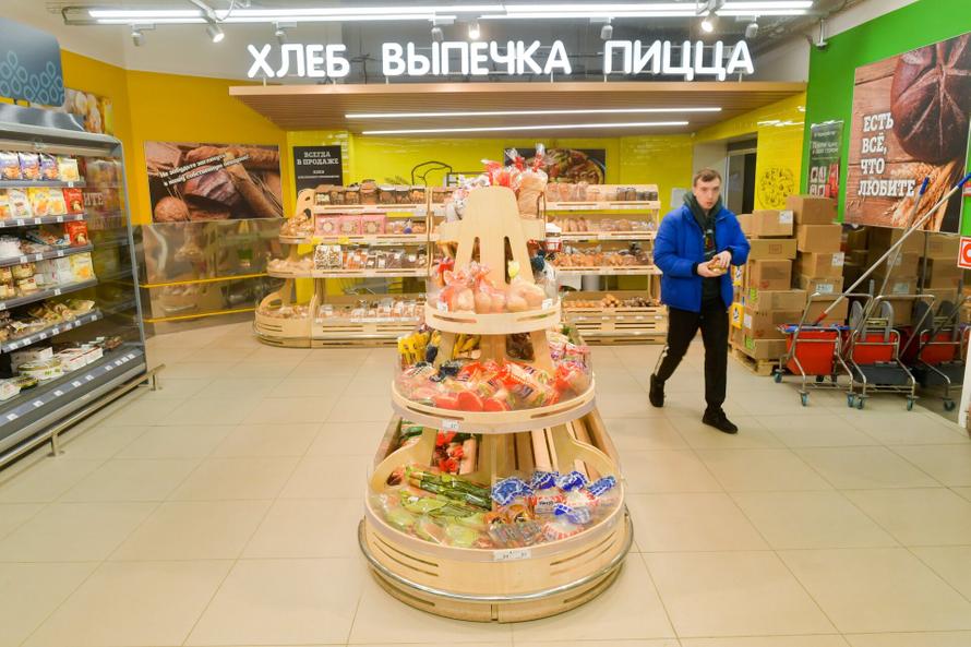 Все вывески в России обяжут перевести на русский язык. Когда закон вступит в силу и есть ли исключения