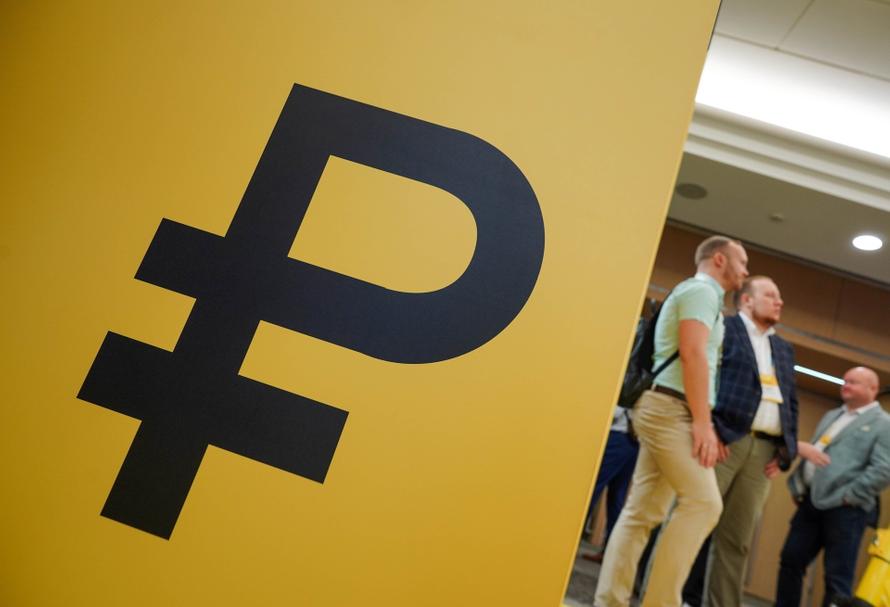 Почему декабрьские вклады выгодны и чего стоит опасаться? Объяснила экономист