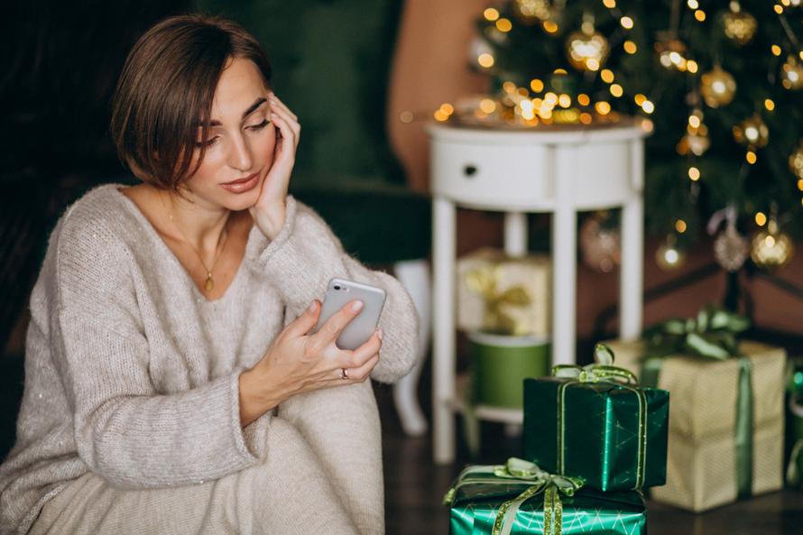 Мошенники опустошают карманы россиян перед праздниками. 5 новогодних схем