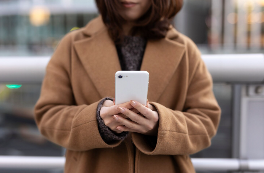 Россиянам могут разрешить бесплатно узнавать кредитную историю на «Госуслугах»