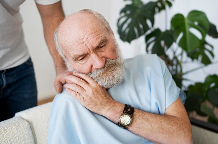 Россиянам могут разрешить уходить в отпуск для ухода за родственниками. Подробности