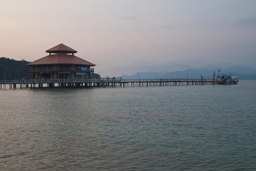 Популярная у российских туристов страна готовится принимать карты «Мир». Что уже известно