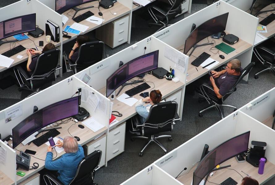 Самые востребованные вакансии. Куда рвались работать россияне в 2025 году