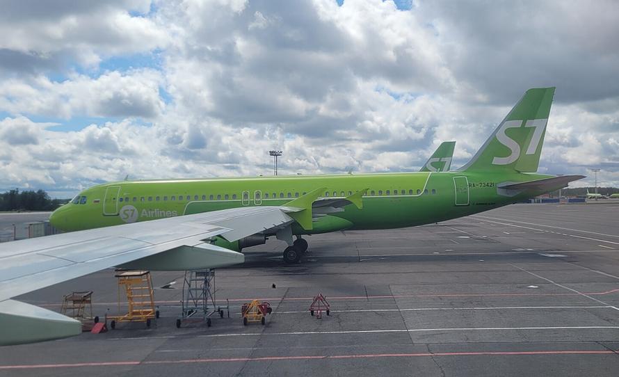 Известная авиакомпания не пустила на борт 16 россиянин и схлопотала штраф