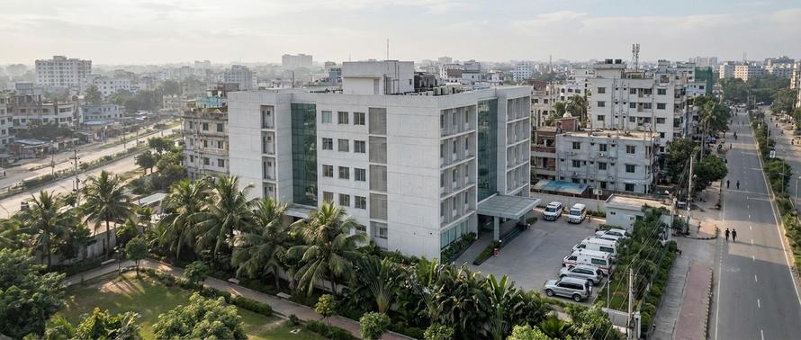 Индия запретила клиникам работать со страховыми из России. Как теперь лечиться туристам