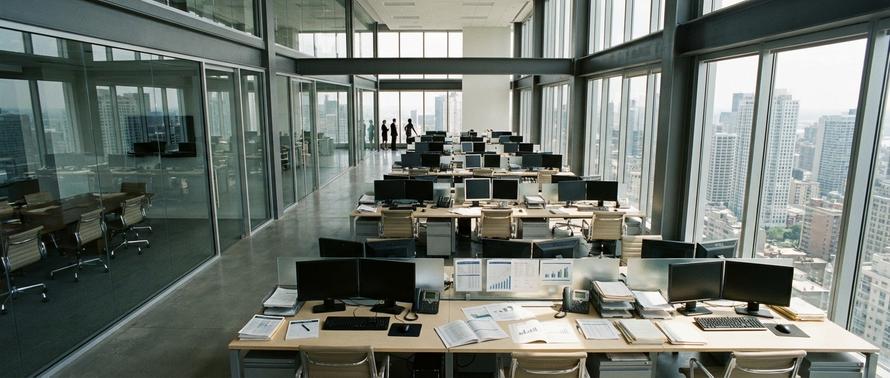 Путин призвал нефтяников гасить долги банкам. Что спровоцировало рост цен