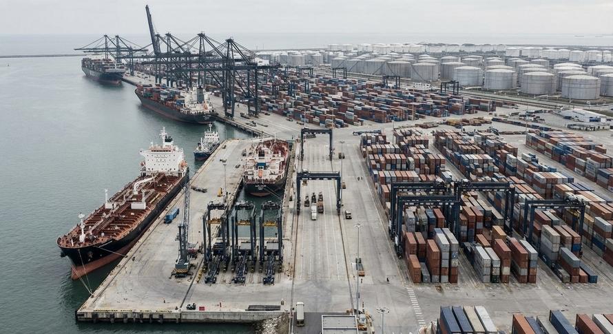 Индия удвоила закупки российской нефти. Но главный банк страны отказался проводить платежи