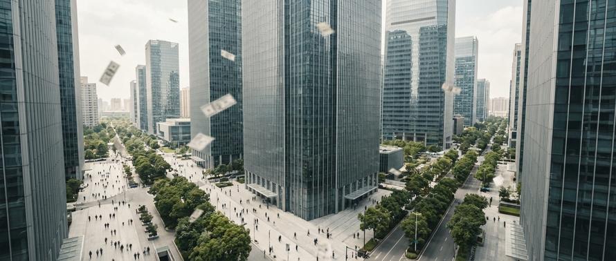 Доллар упал до 78 рублей впервые с марта. Что происходит с курсом