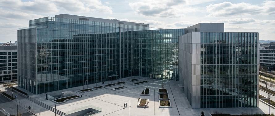 Александр Чачава стал крупнейшим акционером Ozon и нарастил долю в «Яндексе». Сколько он вложил