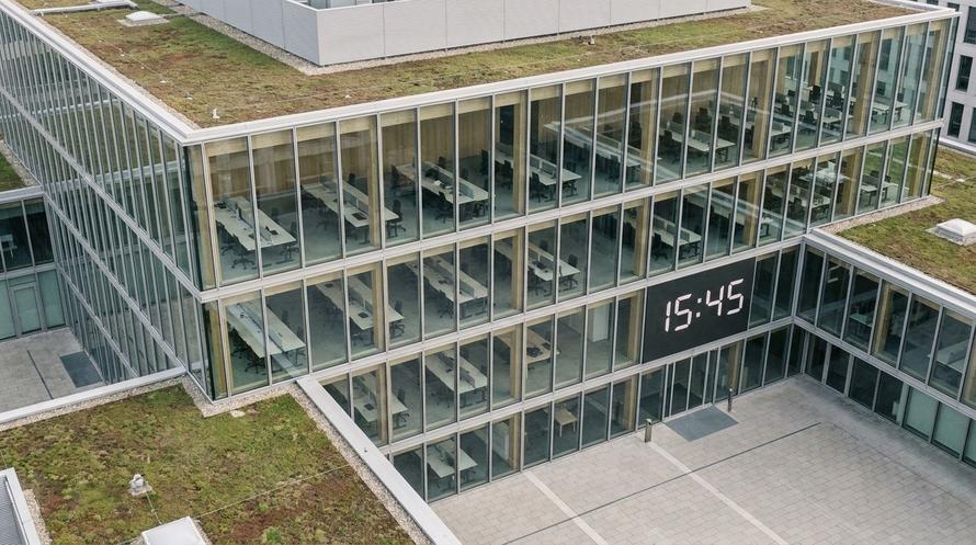 30 апреля в России — сокращённый рабочий день. Кого это касается