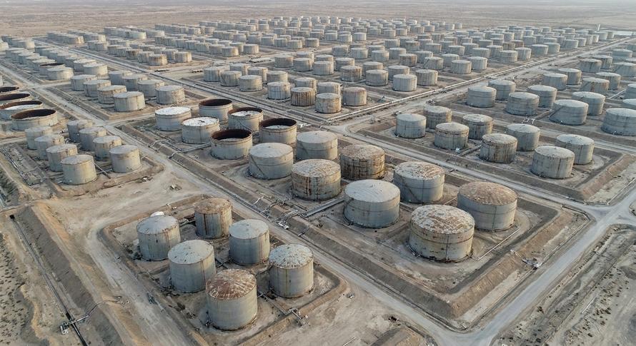Мировые запасы нефти тают рекордными темпами. Виноват конфликт США и Ирана