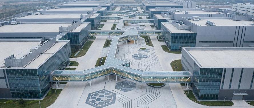 Нидерланды готовы вернуть Китаю контроль над производителем чипов. Что потребовали взамен