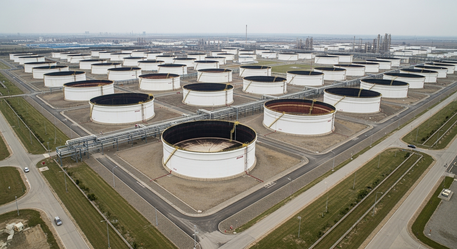 Япония решила впервые за 47 лет использовать свои нефтяные резервы. Что случилось